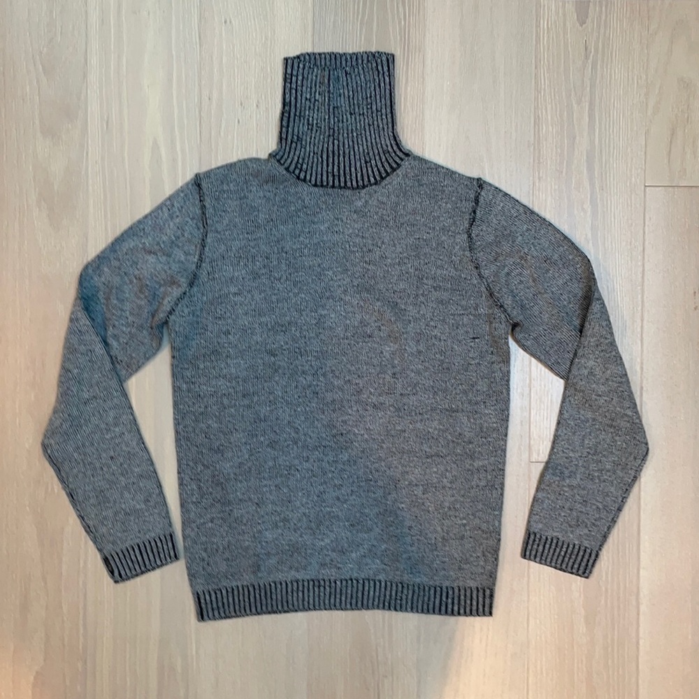 Gallery Ribbed Grey Turtleneck Sweater